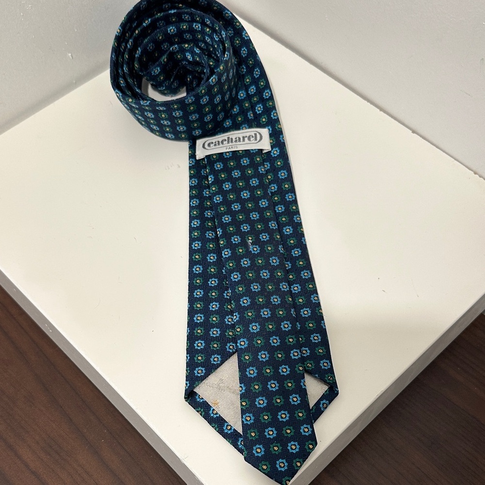 Cacharel Men's Navy Geometric Floral Silk Tie - Blue - Picture 4 of 5